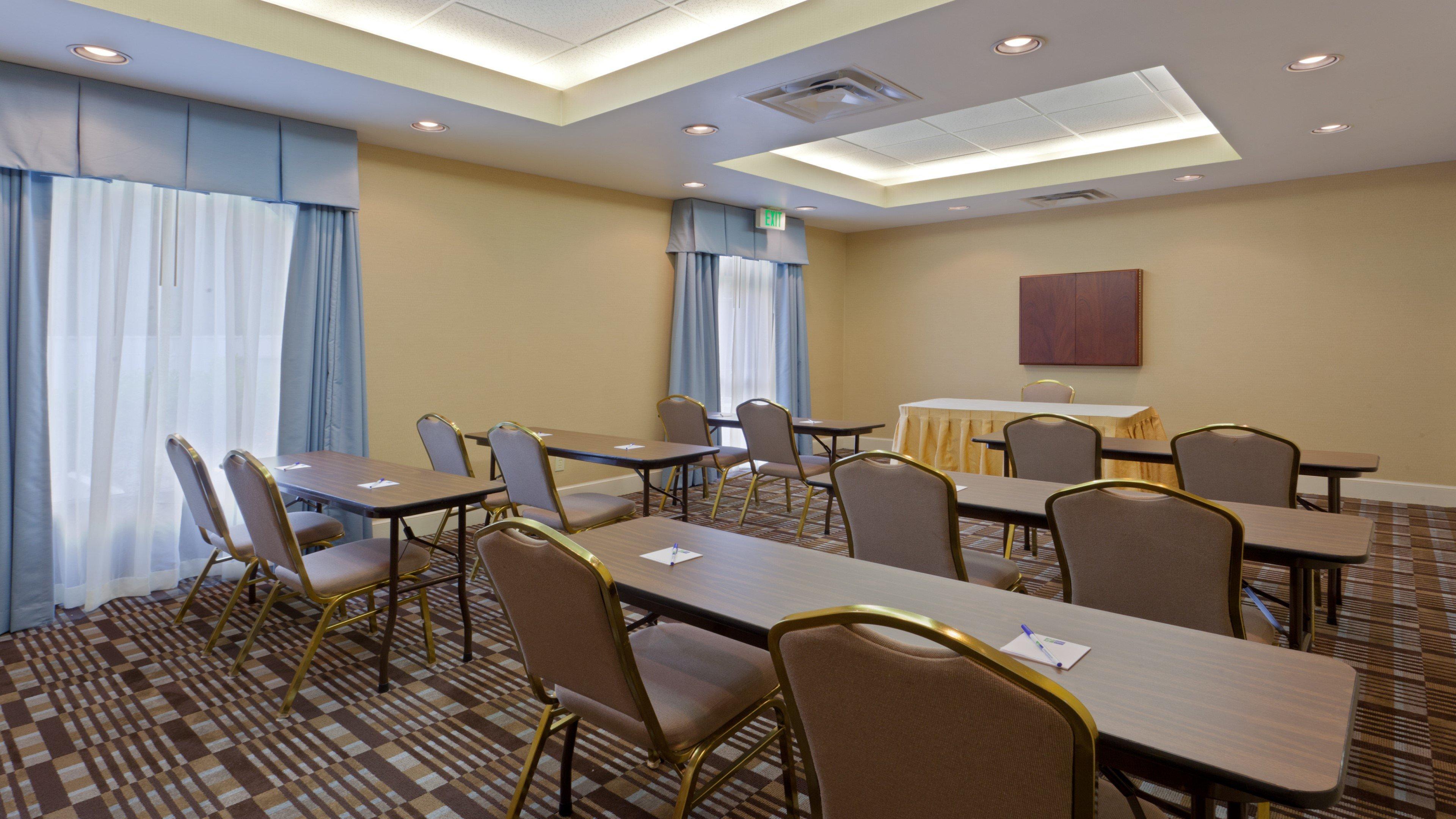 Holiday Inn Express Hotel & Suites Dover By Ihg Экстерьер фото